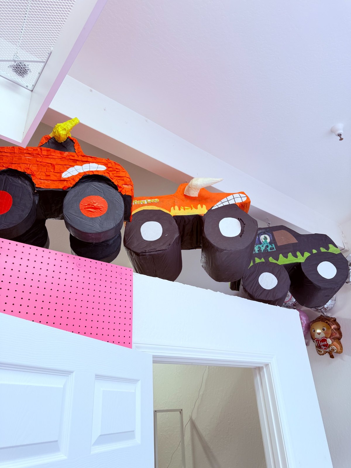 Monster truck piñata display